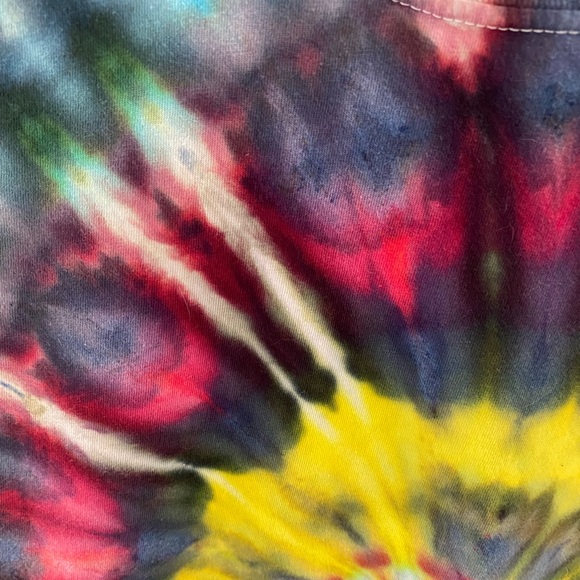 2 for $12 ⚜️ Unisex Tie Dye Yellow Brick Road Tee Shirt Adult Small - Picture 5 of 6